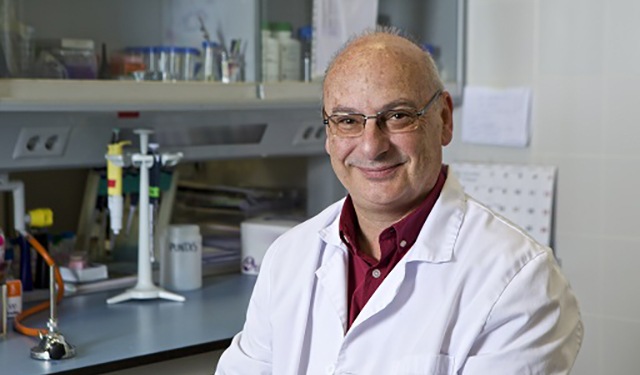 Conferencia de Fernando J. Mojica: Sistemas CRISPR, aprender o morir